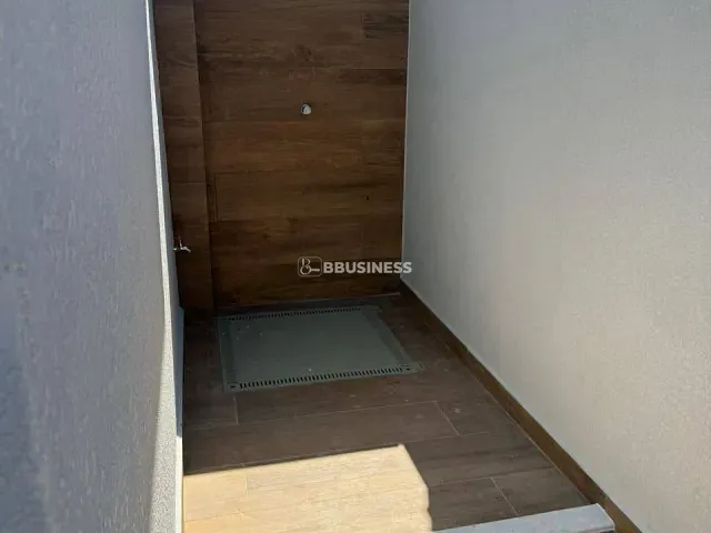 Casa com 250m² 3 quartos e 2 banheiros, à venda, no bairro Jardim Golden Park Residence em Hortolândia