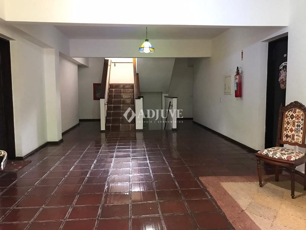 Apartamento à venda com 2 quartos, 65m² - Foto 12