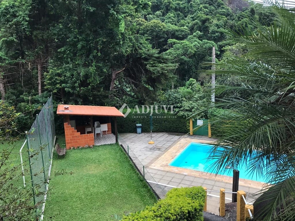 Apartamento à venda com 2 quartos, 65m² - Foto 17
