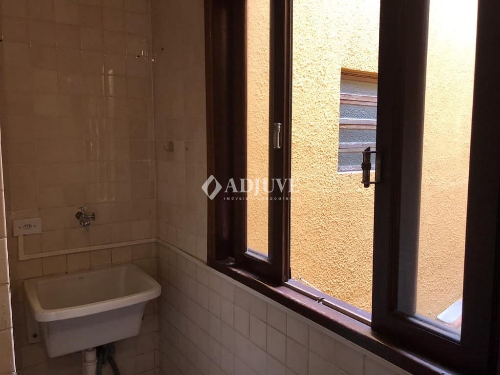 Apartamento à venda com 2 quartos, 65m² - Foto 9