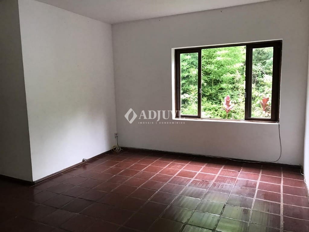 Apartamento à venda com 2 quartos, 65m² - Foto 3