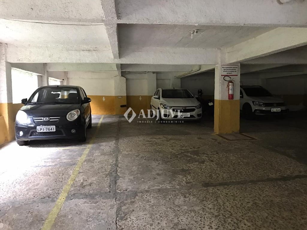 Apartamento à venda com 2 quartos, 65m² - Foto 18