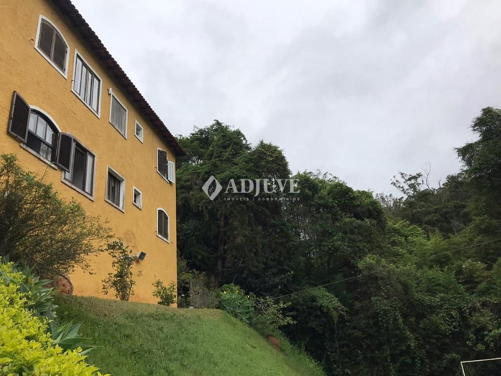 Apartamento à venda com 2 quartos, 65m² - Foto 27