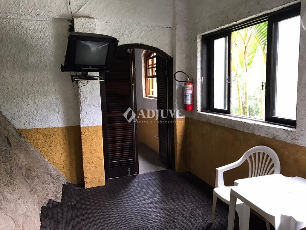 Apartamento à venda com 2 quartos, 65m² - Foto 21