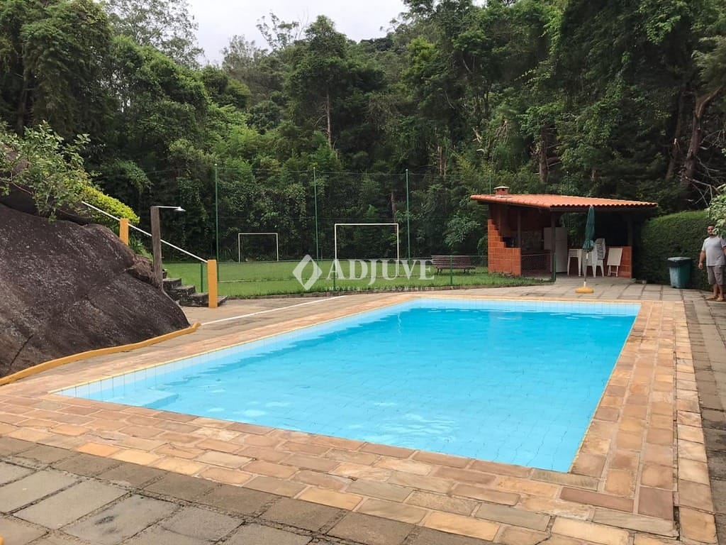 Apartamento à venda com 2 quartos, 65m² - Foto 24