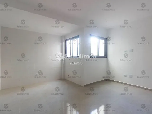 Apartamento com 50m² 2 quartos e 2 banheiros, para alugar, no bairro Vila Nossa Senhora das Vitórias em Mauá