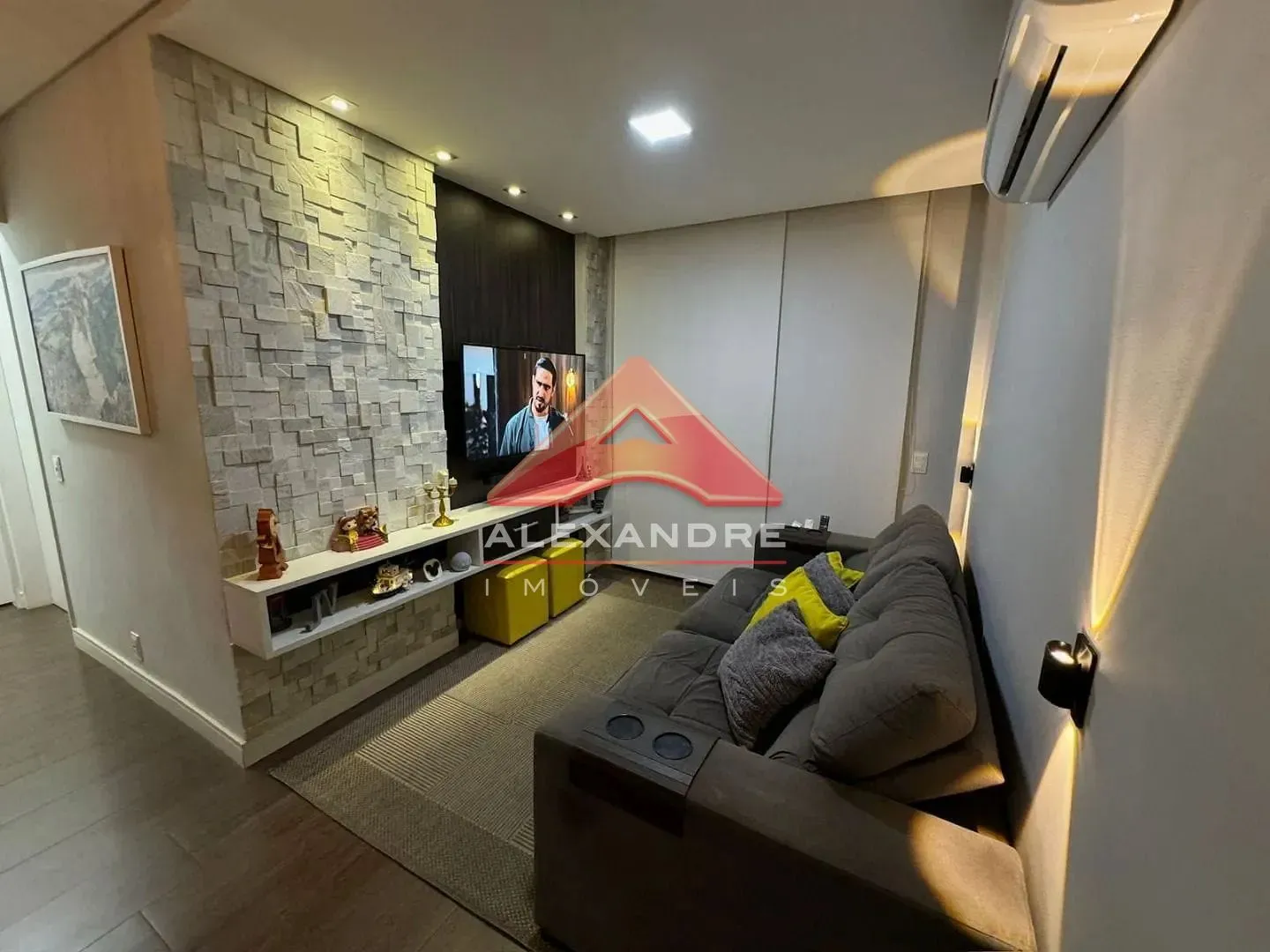 Apartamento, 2 quartos, 60 m² - Foto 1