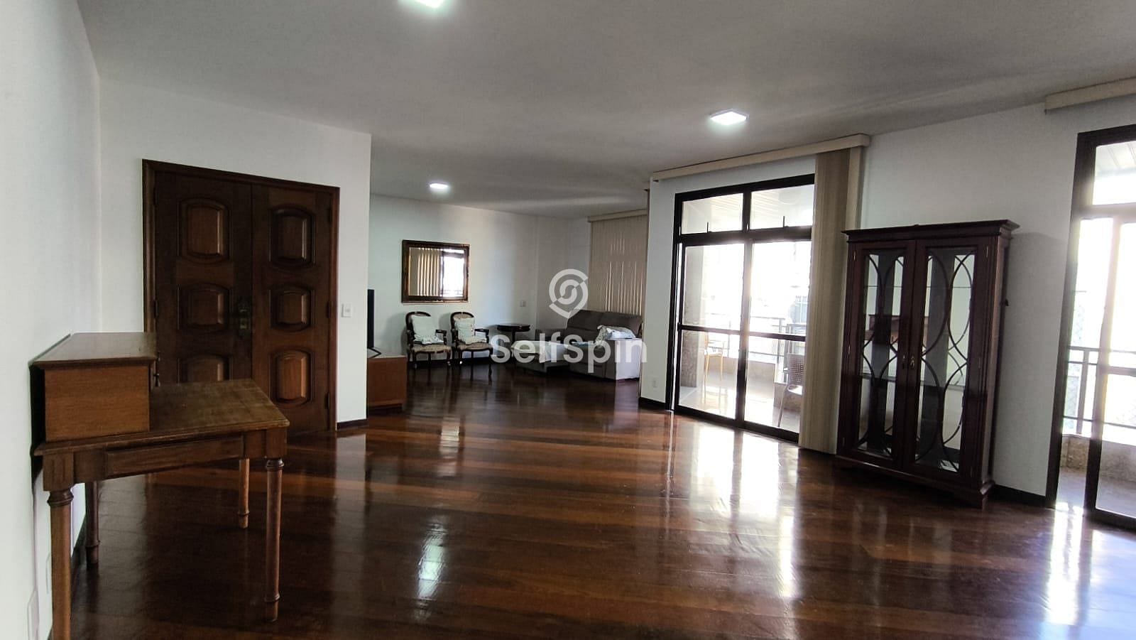 Apartamento, 4 quartos, 215 m² - Foto 1