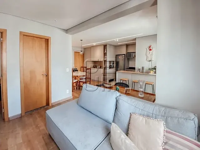 Apartamento 2 quartos e 2 banheiros, à venda, no bairro Santa Rosa em Londrina