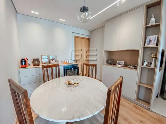 Apartamento 2 quartos e 2 banheiros, à venda, no bairro Santa Rosa em Londrina