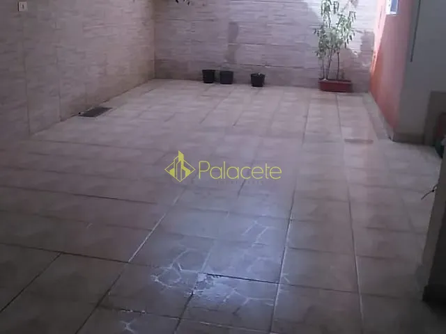 Apartamento com 74m² 3 quartos e 1 banheiro, à venda, no bairro Piracangaguá (Jardim dos Pássaros) em Taubaté