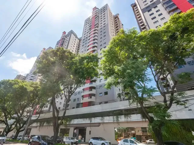 Apartamento 3 quartos e 2 banheiros, à venda, no bairro Bigorrilho em Curitiba