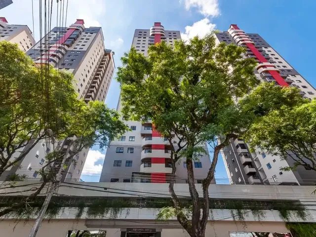 Apartamento 3 quartos e 2 banheiros, à venda, no bairro Bigorrilho em Curitiba