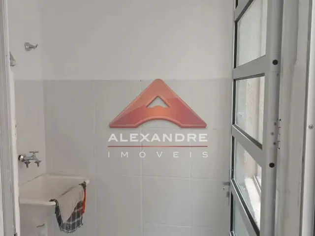 Apartamento com 10m² 2 quartos e 1 banheiro, para alugar, no bairro Vila São Geraldo em São José Dos Campos