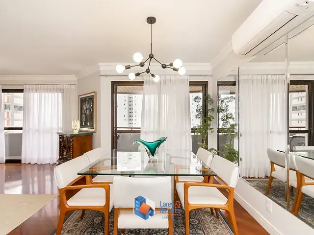 Apartamento com 159m² 4 quartos e 4 banheiros, à venda, no bairro Santo Amaro em São Paulo