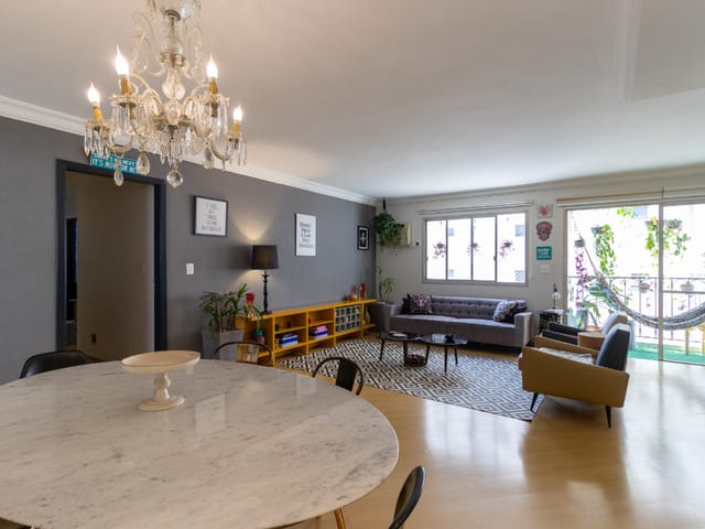 Foto do Apartamento - Apartamento tipo para venda em Moema com 4 quartos, sendo 1 suíte, 161m² | Lares e Andares Imóveis