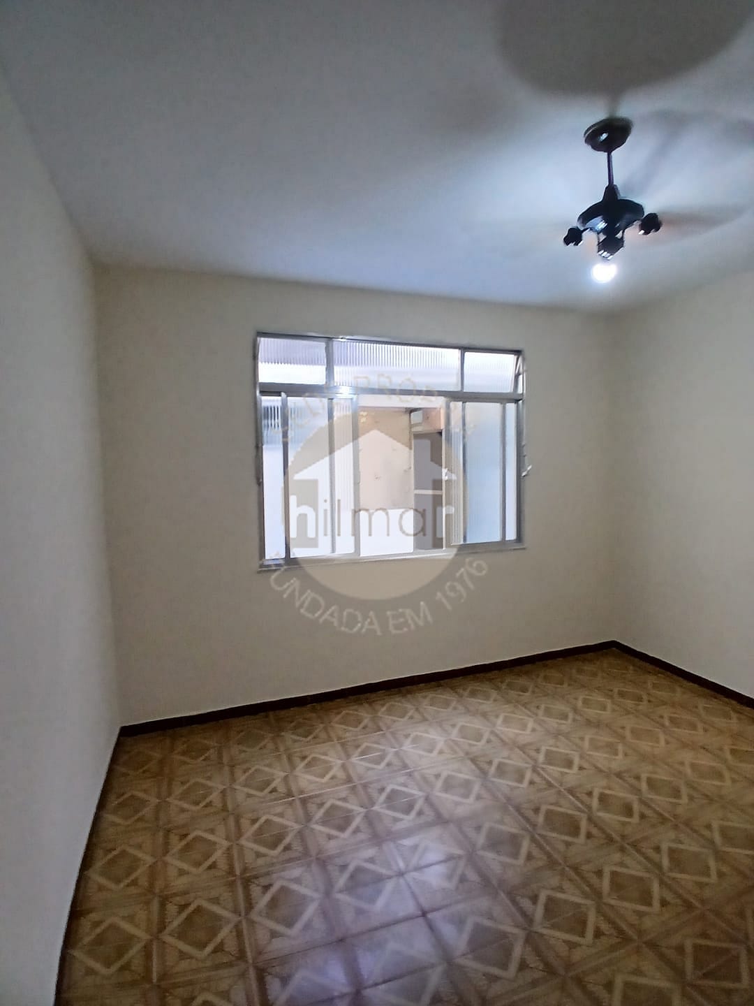 Apartamento para alugar com 2 quartos, 76m² - Foto 4