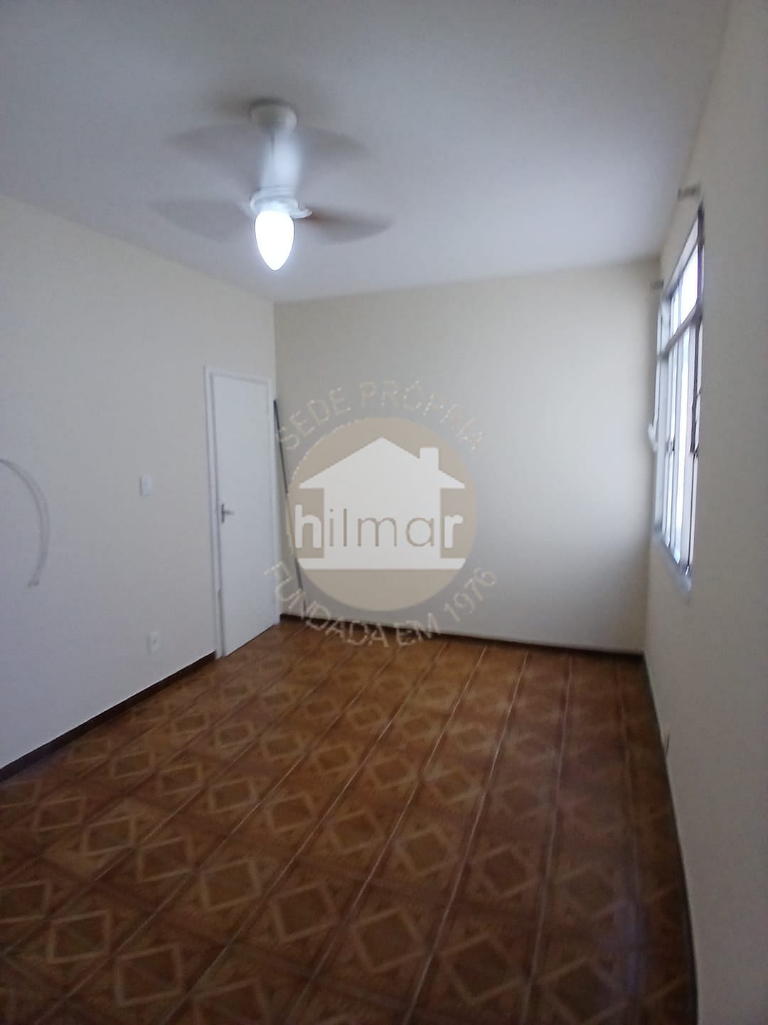 Apartamento para alugar com 2 quartos, 76m² - Foto 9