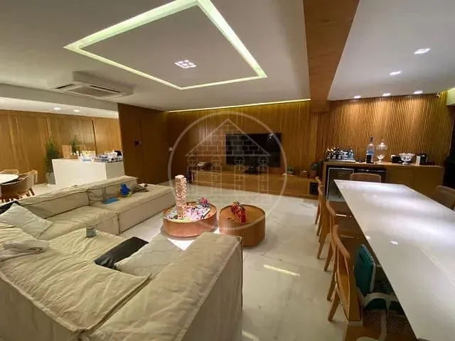Apartamento com 187m² 3 quartos e 2 banheiros, à venda, no bairro Tirol em Natal