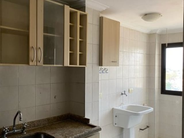 Apartamento com 115m² 3 quartos e 1 banheiro, à venda, no bairro Centro em Taubaté