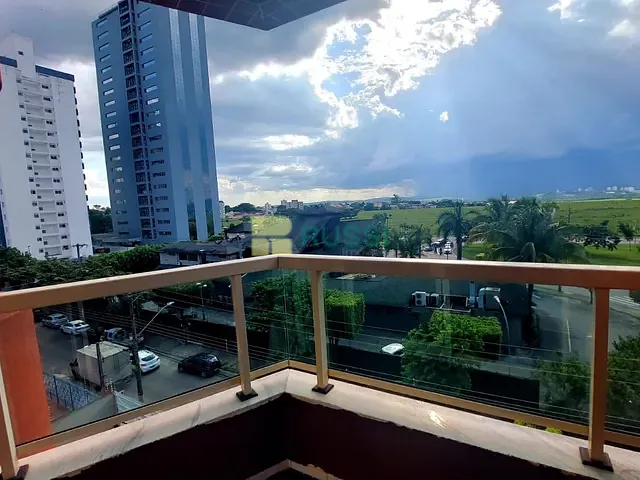 Apartamento 4 quartos e 3 banheiros, à venda ou para alugar, no bairro Jardim Aquarius em São José dos Campos