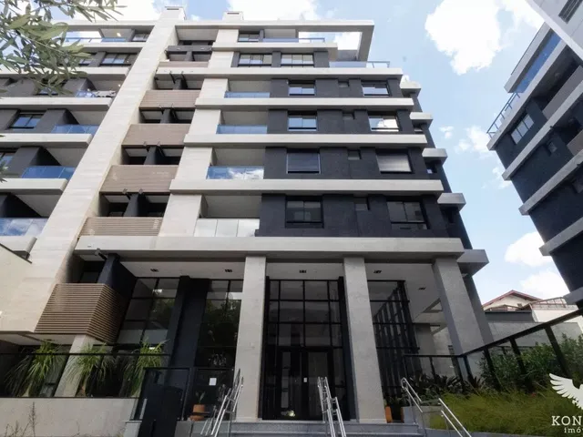 Apartamento 3 quartos e 3 banheiros, à venda, no bairro Champagnat em Curitiba