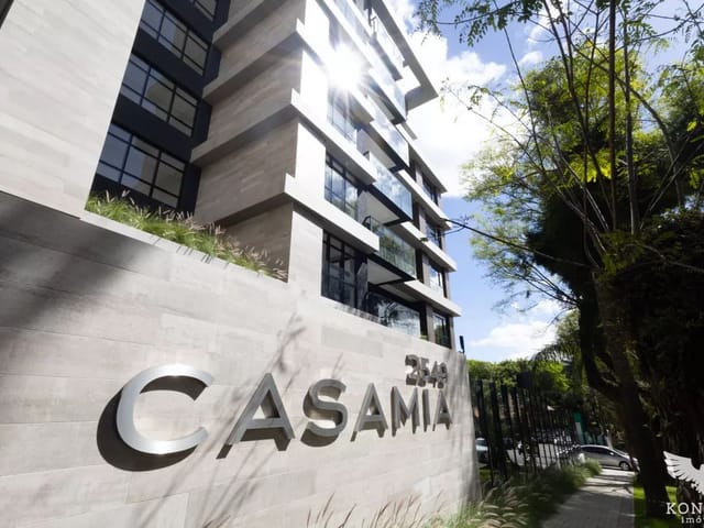 Apartamento 3 quartos e 3 banheiros, à venda, no bairro Champagnat em Curitiba