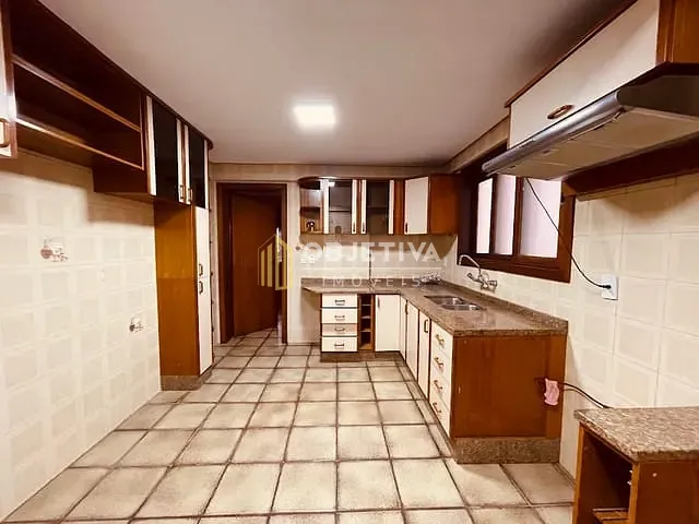 Apartamento com 190m² 3 quartos e 2 banheiros, para alugar, no bairro Vila Rosa em Novo Hamburgo
