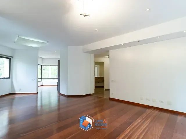 Apartamento com 197m² 3 quartos e 5 banheiros, à venda, no bairro Itaim Bibi em São Paulo