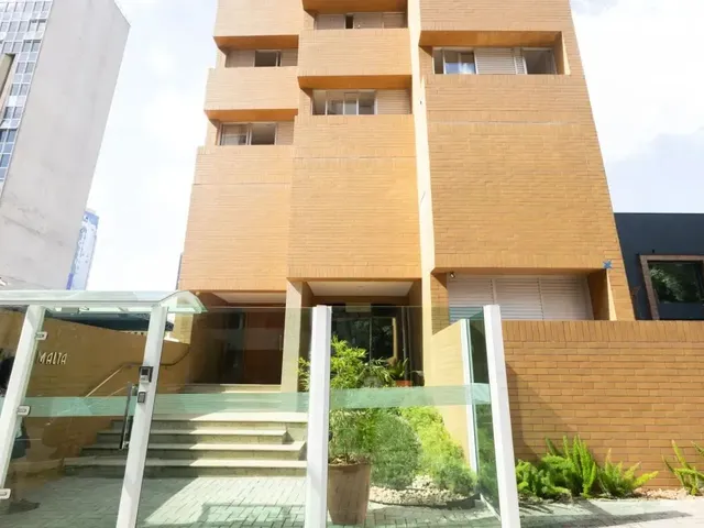 Apartamento 3 quartos e 3 banheiros, à venda, no bairro Centro em Curitiba