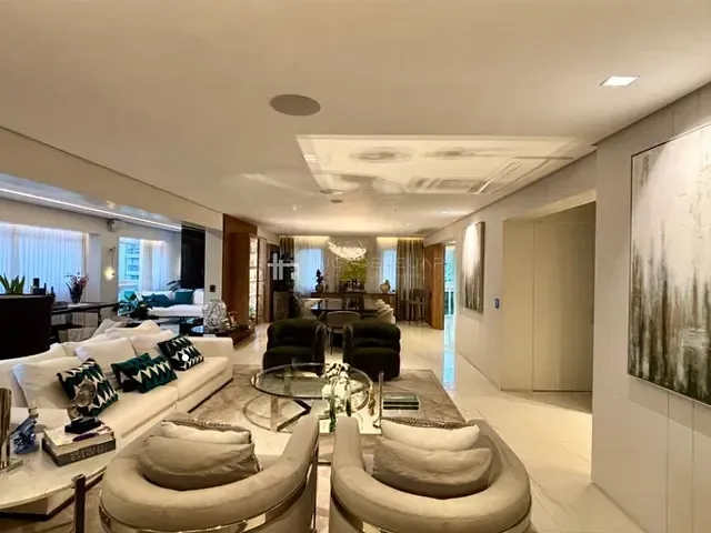 Apartamento 3 quartos e 5 banheiros, à venda, no bairro Vila Uberabinha em São Paulo