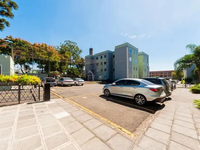 Apartamento 3 quartos e 1 banheiro, à venda, no bairro Novo Mundo em Curitiba