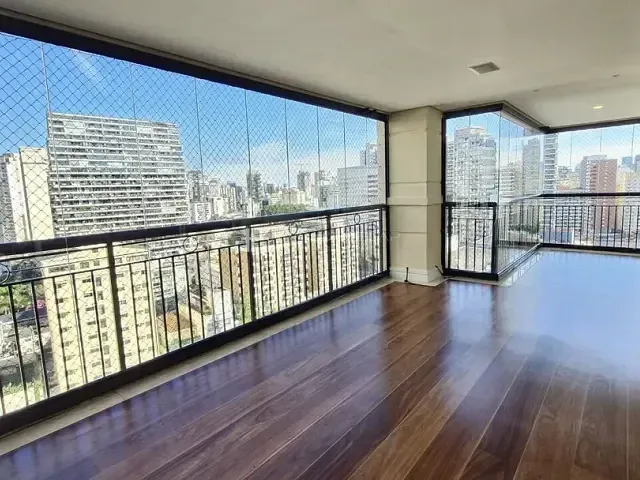 Apartamento 3 quartos e 5 banheiros, à venda, no bairro Vila Nova Conceição em São Paulo