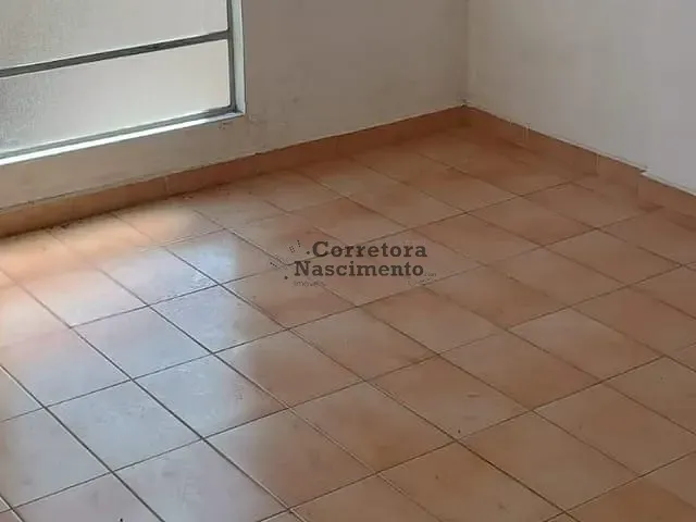 Apartamento 2 quartos e 1 banheiro, à venda, no bairro Parque Santo Antônio em Jacareí