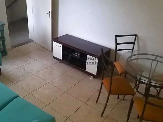 Apartamento 2 quartos e 1 banheiro, à venda, no bairro Parque Santo Antonio em Jacareí