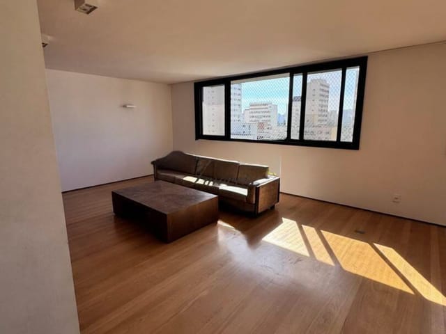 Apartamento 3 quartos e 4 banheiros, à venda, no bairro Jardim Paulistano em São Paulo