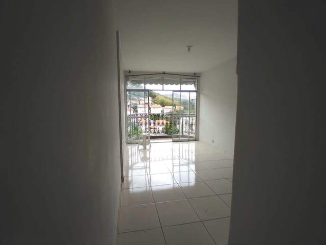 Foto do Apartamento - Apartamento para locação, Santa Rosa, Niterói, RJ | SelfSpin