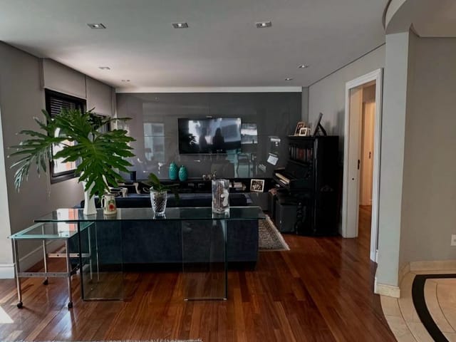 Apartamento 3 quartos e 5 banheiros, à venda, no bairro Itaim Bibi em São Paulo