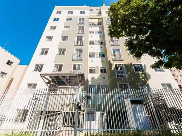 Apartamento 2 quartos e 1 banheiro, para alugar, no bairro Capão Raso em Curitiba