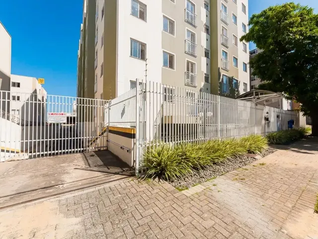 Apartamento 2 quartos e 1 banheiro, para alugar, no bairro Capão Raso em Curitiba