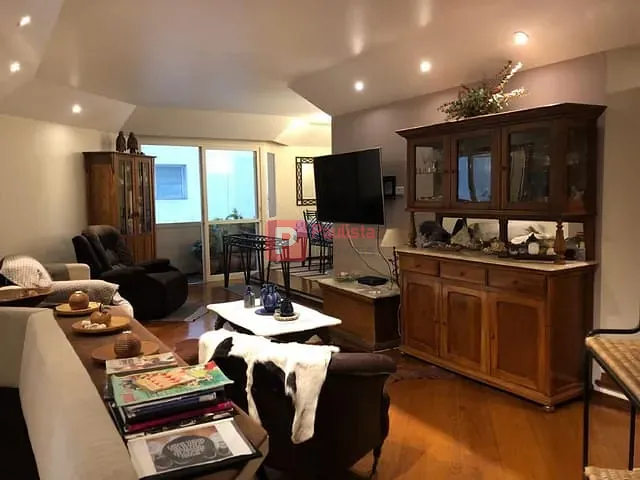 Apartamento com 250m² 3 quartos e 2 banheiros, à venda, no bairro Brooklin Novo em São Paulo