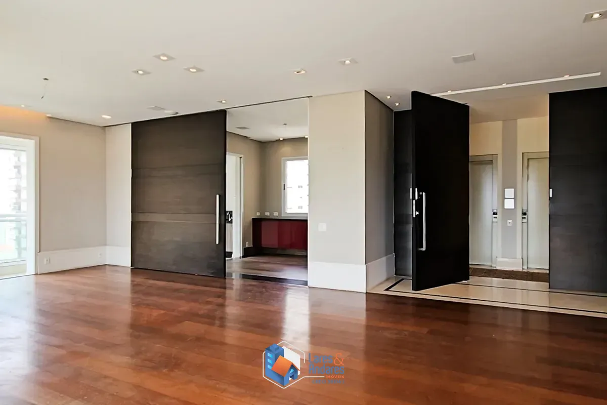 Apartamento, 3 quartos, 300 m² - Foto 1