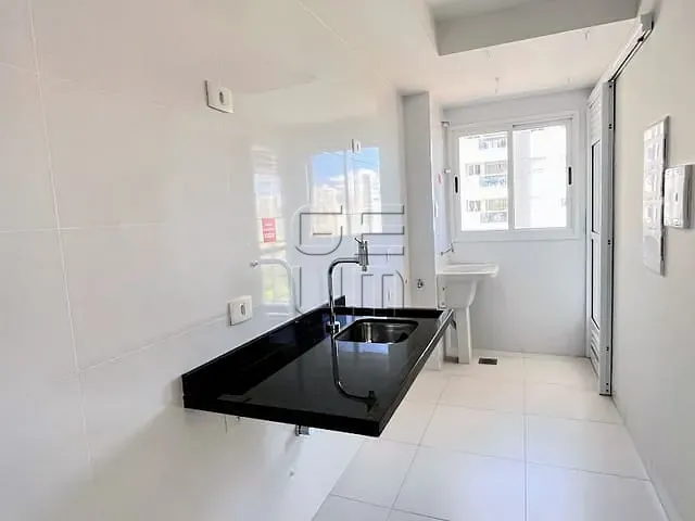 Apartamento com 142m² 3 quartos e 2 banheiros, à venda, no bairro Jardim Presidente em Londrina