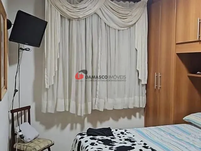 Apartamento 3 quartos e 1 banheiro, à venda, no bairro Utinga em Santo André