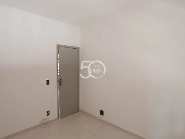 Apartamento com 94m² 3 quartos e 1 banheiro, à venda ou para alugar, no bairro Penha Circular em Rio de Janeiro