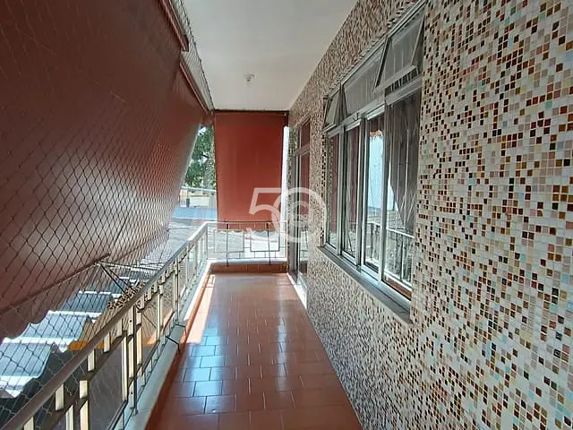 Apartamento com 94m² 3 quartos e 1 banheiro, à venda ou para alugar, no bairro Penha Circular em Rio de Janeiro