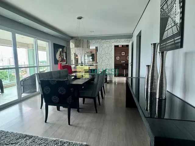 Apartamento com 190m² 4 quartos e 5 banheiros, à venda, no bairro Jardim das Colinas em São José dos Campos