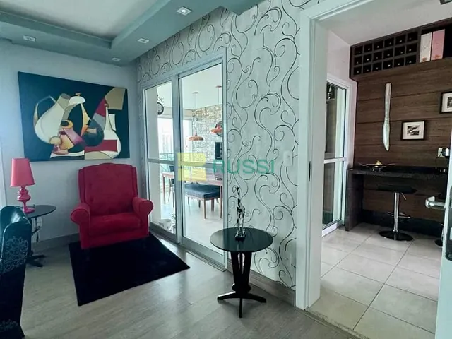 Apartamento com 190m² 4 quartos e 5 banheiros, à venda, no bairro Jardim das Colinas em São José dos Campos