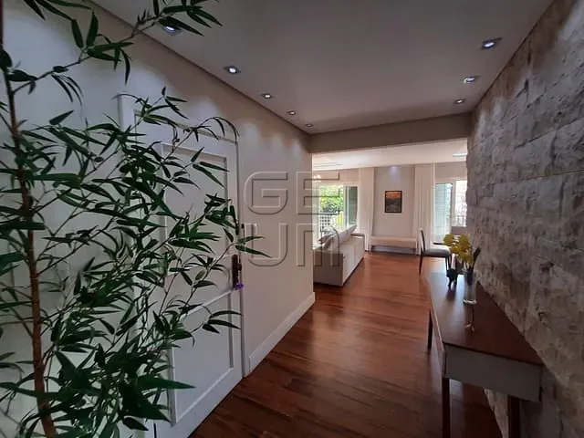 Apartamento com 210m² 3 quartos e 3 banheiros, à venda, no bairro Centro em Londrina