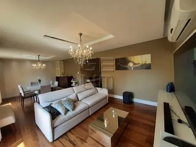 Apartamento com 210m² 3 quartos e 3 banheiros, à venda, no bairro Centro em Londrina